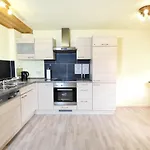 Appartement W-apartments - Spacious Parking, Ev-station, Washer & Private Garden Offenburg