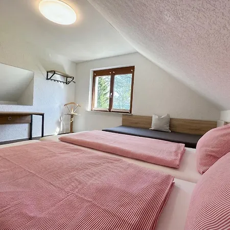 W-apartments - Spacious Parking, Ev-station, Washer & Private Garden * Offenburg