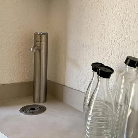 W-apartments - Spacious Parking, Ev-station, Washer & Private Garden *
