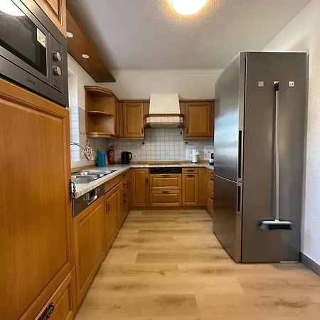 Apartament W-apartments - Spacious Parking, Ev-station, Washer & Private Garden