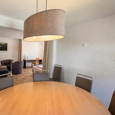 Apartament W-apartments - Spacious Parking, Ev-station, Washer & Private Garden